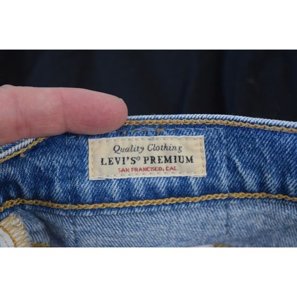 Levi’s Premium 501 Women's Jeans Size 30x30 Button Fly Original Fit Blue Denim - Picture 3 of 6